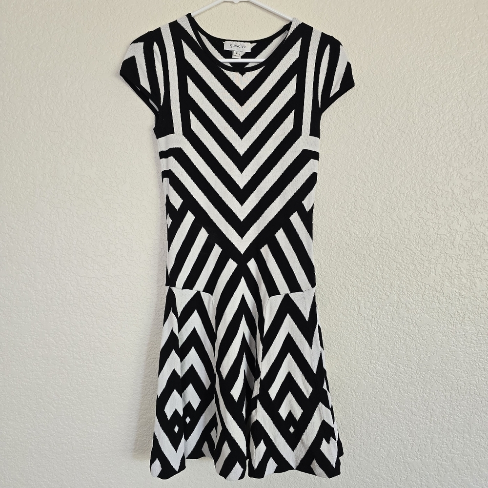 5 Twelve Black/White Patterned Kint Midi Dress (S) - Picture 2 of 8